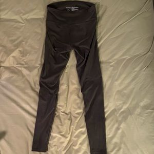 Cotton leggings with an elastic waistband, low rise.